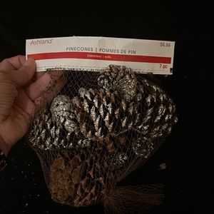 Christmas pine cones 2 packs
